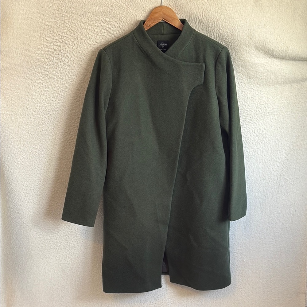 Elegant Green Pea Coat - Picture 1 of 8